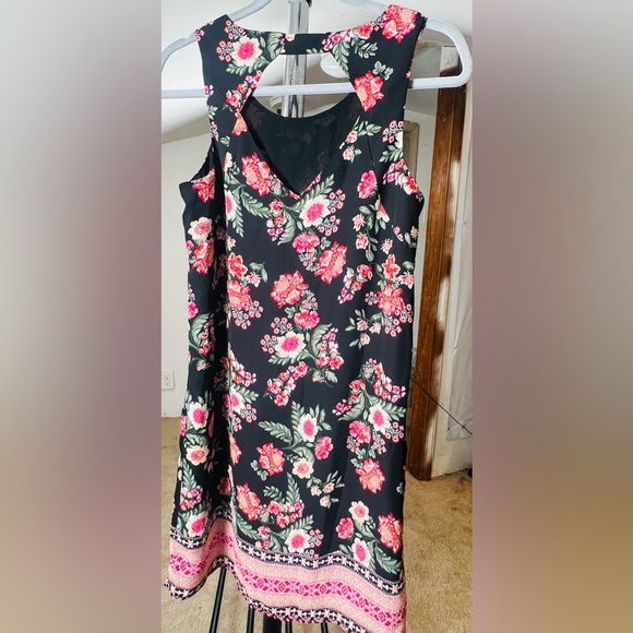 Pink Republic Flower Print Shift Dress Red & Pink - Picture 5 of 9